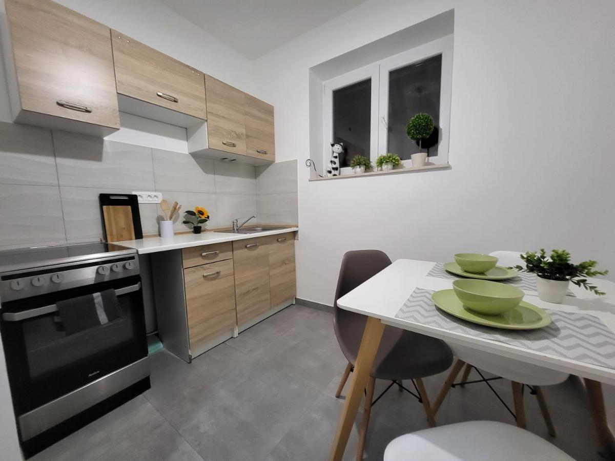 Cozy Apartment With Balcony 10 Min From The Beach Rijeka Exterior foto
